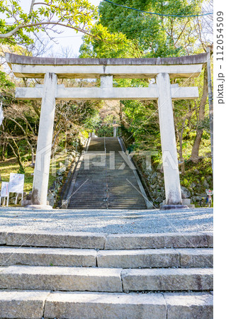 大阪府四條畷市南野の四條畷神社(楠公さん) 鳥居 大阪府四條畷市南野の四條畷神社(楠公さん) 鳥居 112054509
