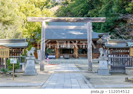 大阪府四條畷市南野の四條畷神社（楠公さん）　鳥居 112054512