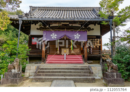 大阪府枚方市南中振の蹉跎天満宮（蹉跎神社）　拝殿（苅屋姫の伝説） 112055764