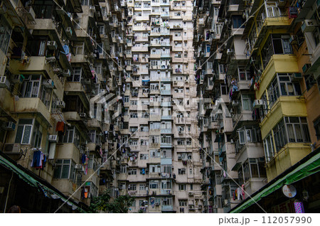 香港　益発大廈(モンスターマンション) 112057990