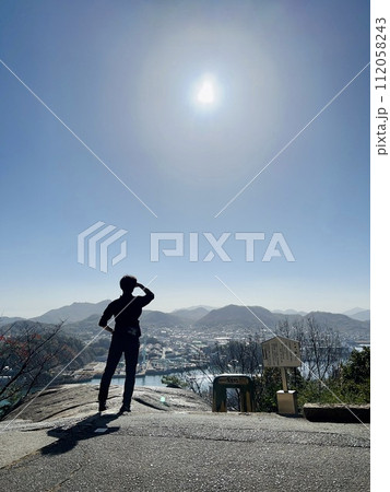 千光寺エリアにある鼓岩から見る瀬戸内海 112058243