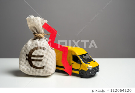 Delivery van and euro money bag with red arrow down. Decreased profits from delivering online orders. Low customer spending for online shopping. Trade and sale of goods. 112064120