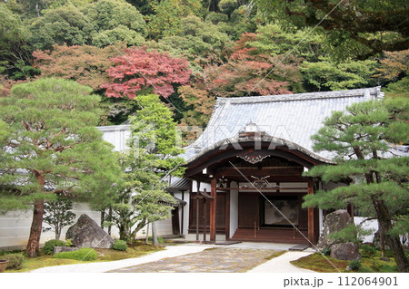 京都の紅葉 南禅寺 永観堂 哲学の道 京都の紅葉 南禅寺 永観堂 哲学の道 112064901