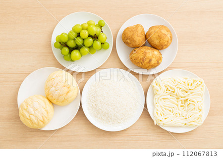 糖質を多く含む食品(炭水化物) 糖質を多く含む食品(炭水化物) 112067813
