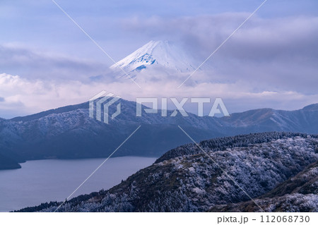 《神奈川県》箱根大観山から望む富士山 112068730