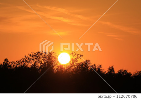 沈む夕日 沈む夕日 112070786
