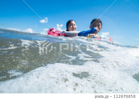Ocean bathing Ocean bathing 112070858
