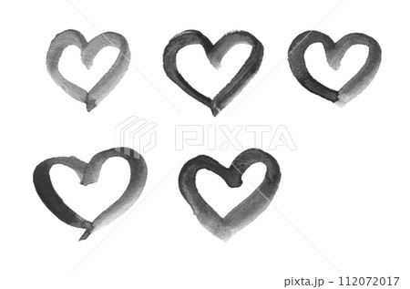 水彩で描いたモノクロのハートのイラストセット 水彩で描いたモノクロのハートのイラストセット 112072017