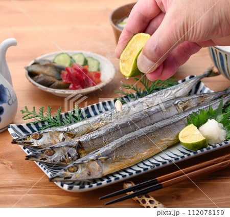 サンマの丸干し 秋刀魚の塩焼き サンマの丸干し 秋刀魚の塩焼き 112078159