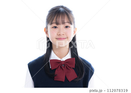 女子中学生のポートレート 112078319