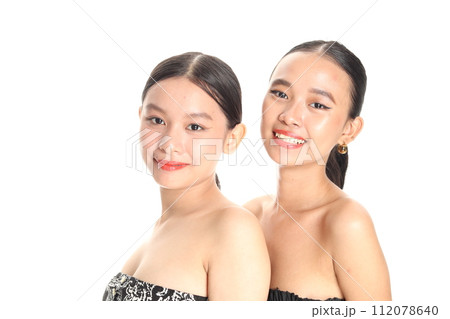 美しい二人の女性 美しい二人の女性 112078640