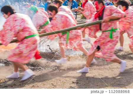 火伏せの祭り、今尾の左義長〈岐阜県海津市〉 火伏せの祭り、今尾の左義長〈岐阜県海津市〉 112088068