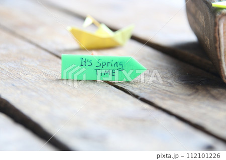 Paper boat and tag Its spring time. 112101226