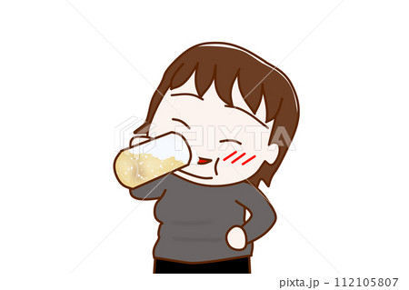 （上半身斜め）ビールをグビグビ美味しく飲んで酔っ払う太った女性 112105807