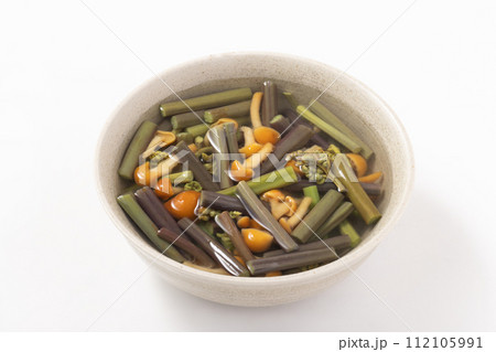 わらび　なめこ　水煮 112105991