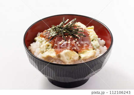 アボカド　マグロ丼 112106243
