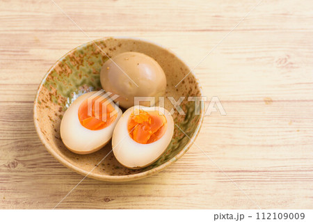 味付け玉子 煮卵 味付け玉子 煮卵 112109009