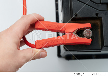 Service of car battery Service of car battery 112110598