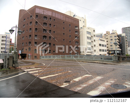 雨の常盤橋　長崎県長崎市万屋町 112112187