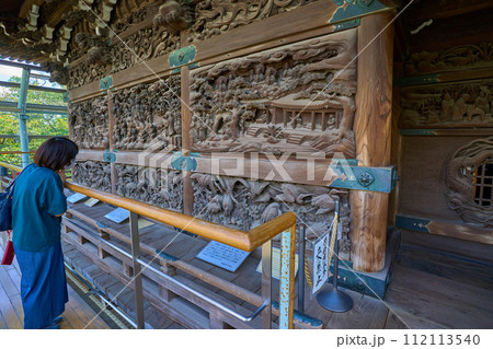 東京都葛飾区柴又7丁目の帝釈天(題経寺)の壁面彫刻 112113540