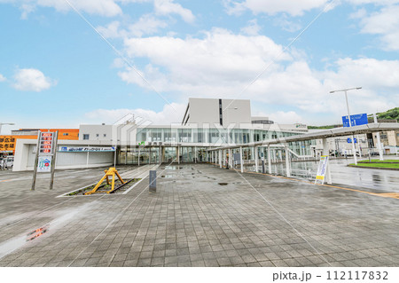 北海道稚内市　日本最北の駅　晴天のJR稚内駅 112117832