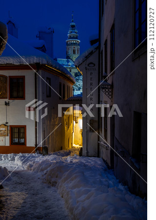 View of Cesky Krumlov in winter, Czech Republic. 112120727