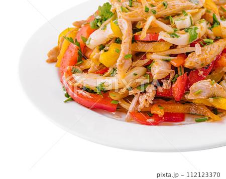 Salad with chicken breast and raw vegetables 112123370