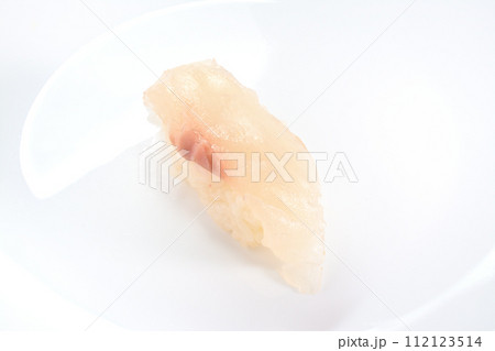 鯛の握りずし1貫白バック 鯛の握りずし1貫白バック 112123514