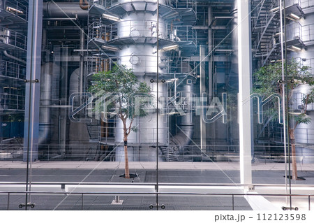 ガラス張りの清掃工場 エコリアムこと広島市環境局中工場  112123598