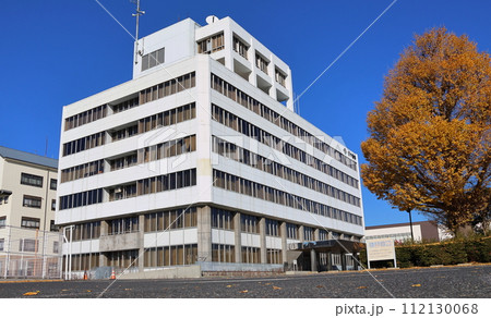 鎌ケ谷市役所　千葉県鎌ケ谷市新鎌ケ谷2丁目 112130068