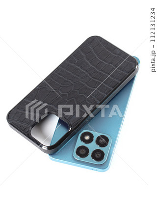 The smartphone case is black crocodile leather on a white background. 112131234