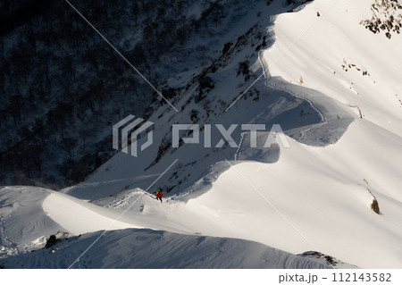 冬山の景色 112143582