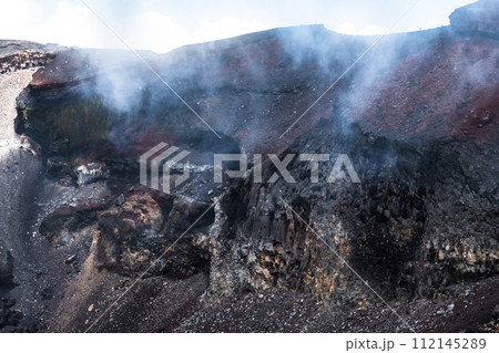 富士山の登山風景 富士山の登山風景 112145289