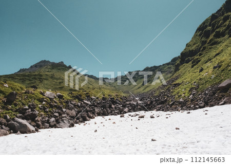 鳥海山の登山風景 鳥海山の登山風景 112145663