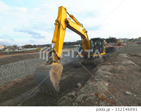 護岸土木コンクリート舗装工事12 112146091