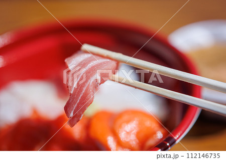 津軽半島先端の海鮮丼（青森県） 112146735