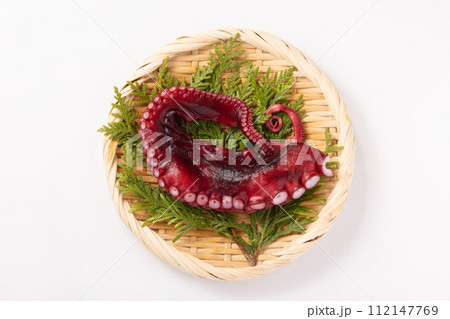 ［北海道産］刺身用　北海たこ（水だこ） 112147769