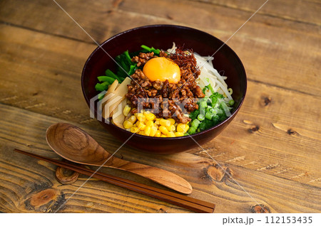 肉味噌混ぜラーメン 肉味噌混ぜラーメン 112153435