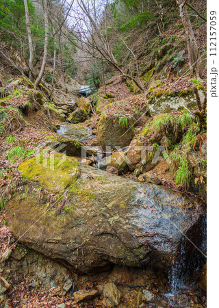 【山清路】犀川に流れ込む沢水【東筑摩郡生坂村】 【山清路】犀川に流れ込む沢水【東筑摩郡生坂村】 112157059