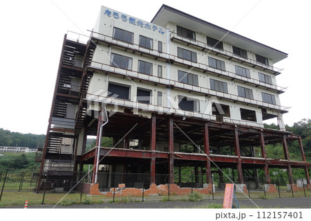 岩手県三陸海岸大津波遺構 「たろう観光ホテル」 112157401