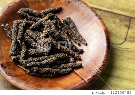 乾燥ヒハツ 112159482