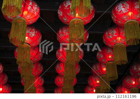 traditional red Chinese lanterns used for celebrating Chinese New Year 112161196