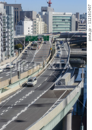 首都高速都心環状線、江戸橋ジャンクション付近 112161407