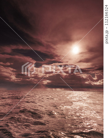 Beautiful sunset on the ocean sea 112166324