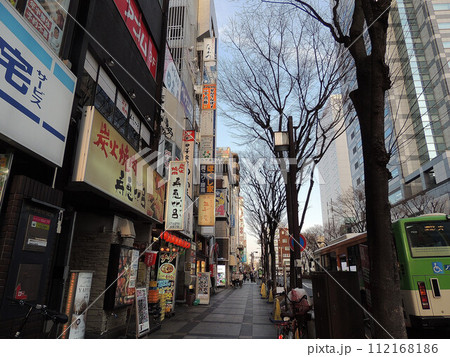 東京錦糸町北口駅前の北斎通り 東京錦糸町北口駅前の北斎通り 112168186