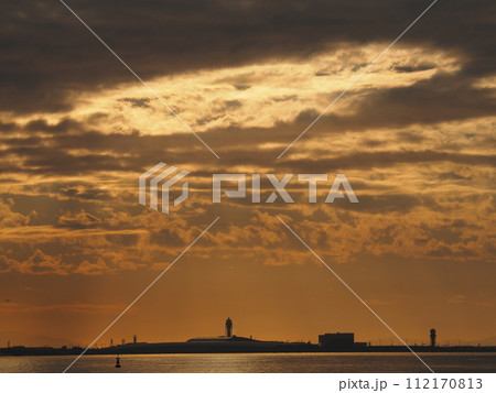 関西国際空港の夕景 関西国際空港の夕景 112170813