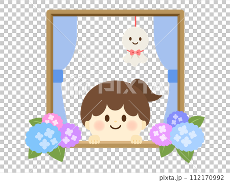 梅雨_窓から覗く女の子 112170992