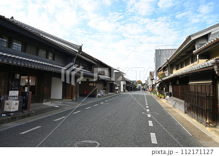 うだつの上がる町並み・一番町通り【岐阜県美濃市】 うだつの上がる町並み・一番町通り【岐阜県美濃市】 112171127