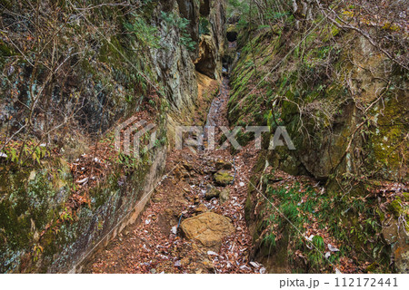 山清路の渓谷【東筑摩郡生坂村】 山清路の渓谷【東筑摩郡生坂村】 112172441