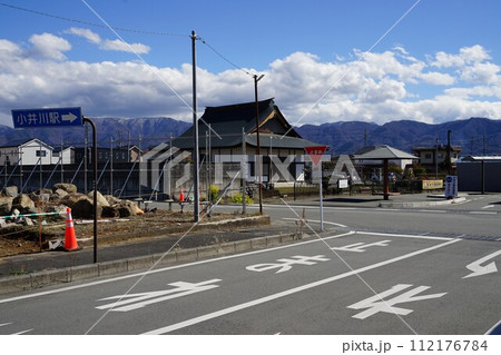 山梨県中央市のJR身延線小井川駅周辺の風景 112176784